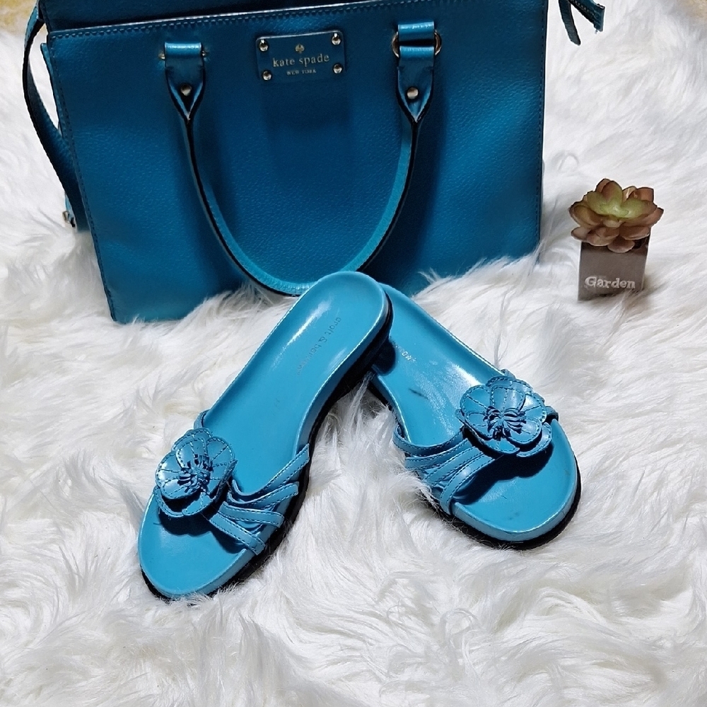 Croft & Barrow Vibrant Blue Floral Sandals